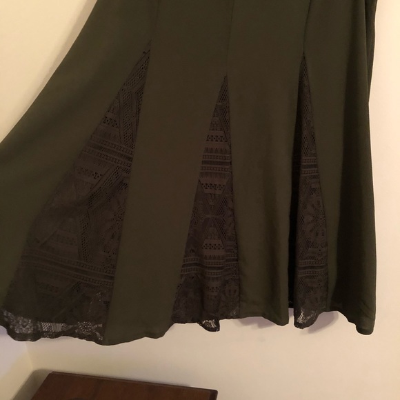 Carmela Dress Size Large - Picture 2 of 6